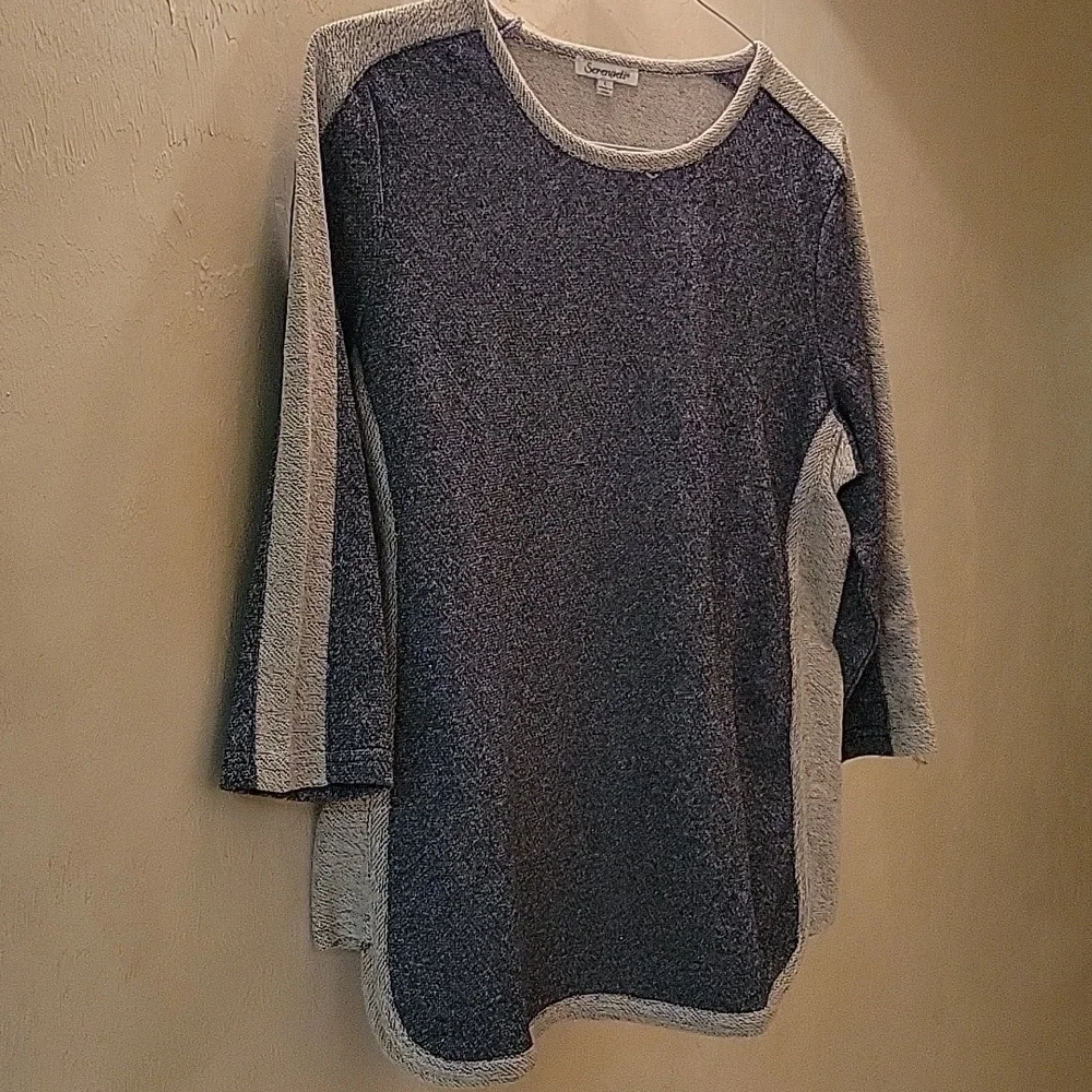 Sweater - Picture 3 of 5